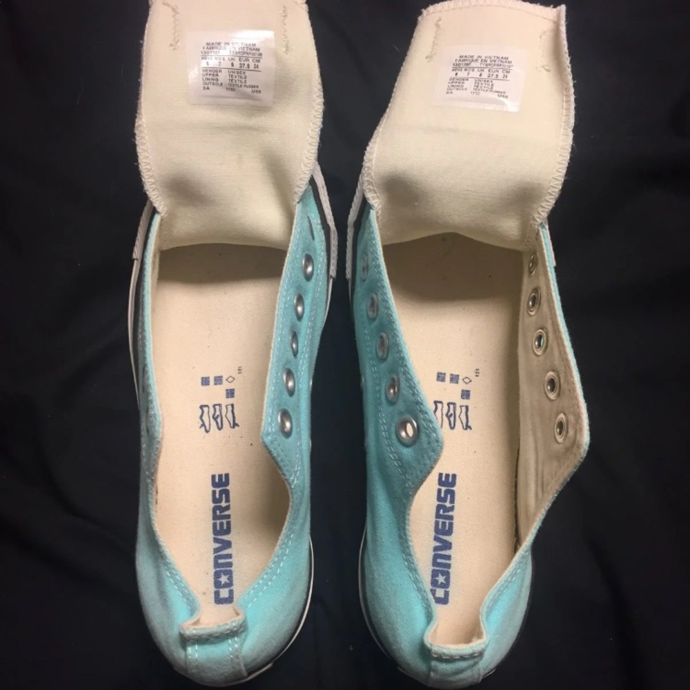 Converse - Picture 3 of 5
